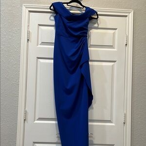 Elegant Blue Evening Dress. It’s already dry cleaned.